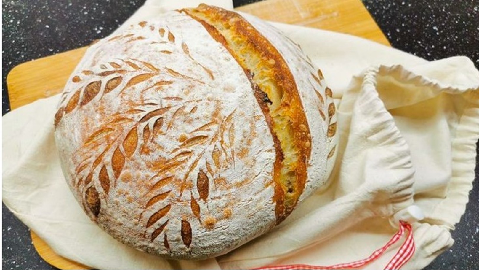 65a03dd57f1185dbd4b8f5d7d52cdbcb