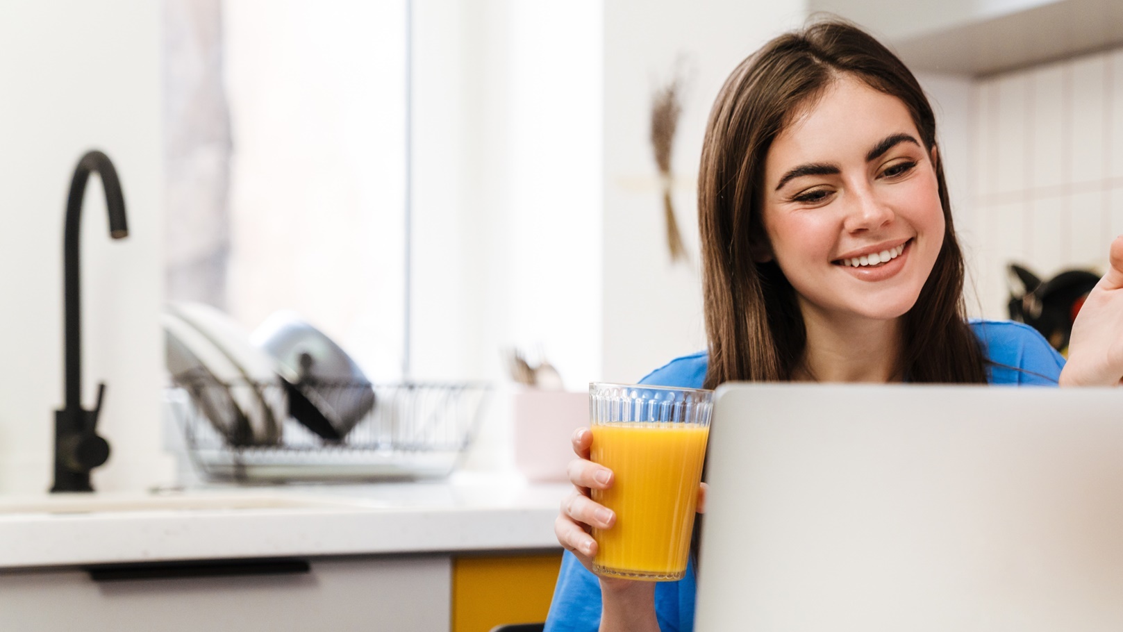 طريقة عمل سموثي المانجو