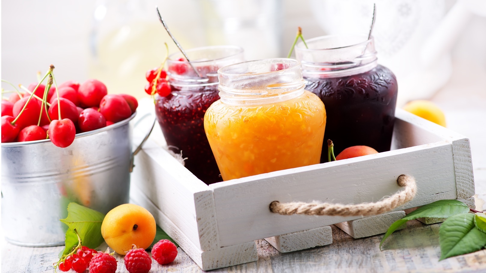 طريقة عمل عصير البرتقال والتفاح