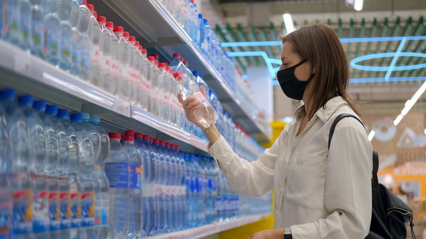 فوائد شرب المياه عديده
