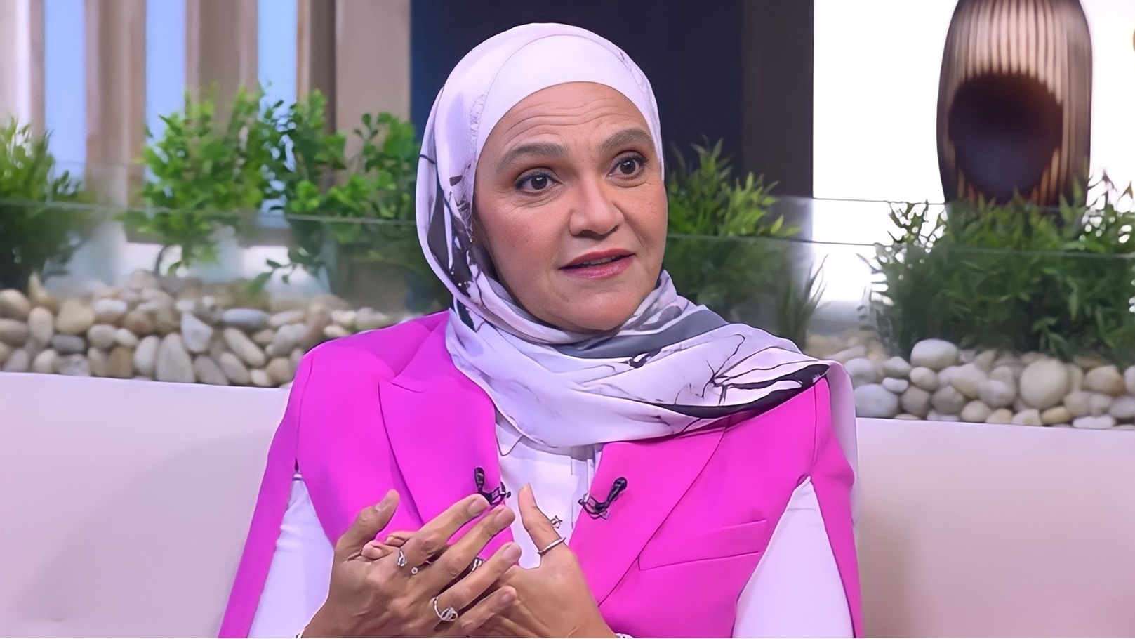 د. نشوى فؤاد استشاري التغذية العلاجية والسمنة