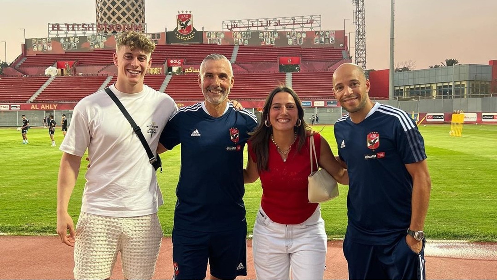 بن بلاك و إليسيا يانكون في قصر الكبابجي بالتجمع الخامس