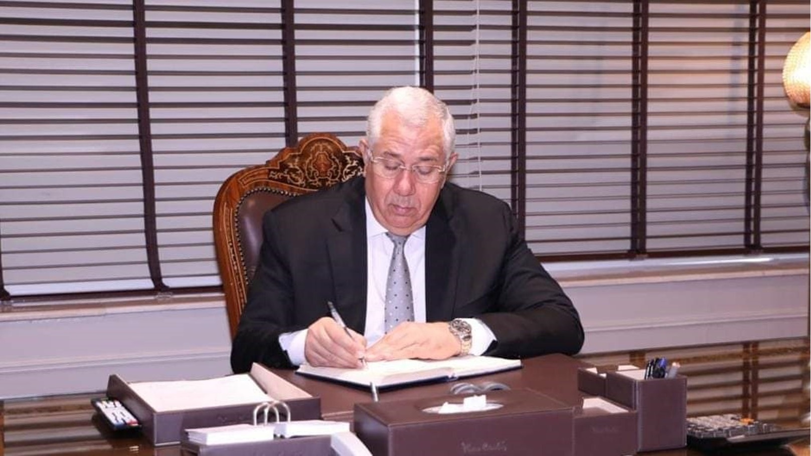 السيد القصير وزير الزراعة واستصلاح الأراضي