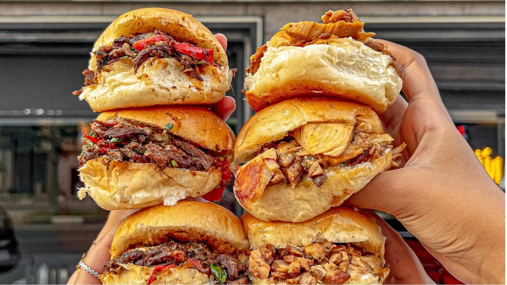 305934177_1809808246063112_8568369531502191002_n