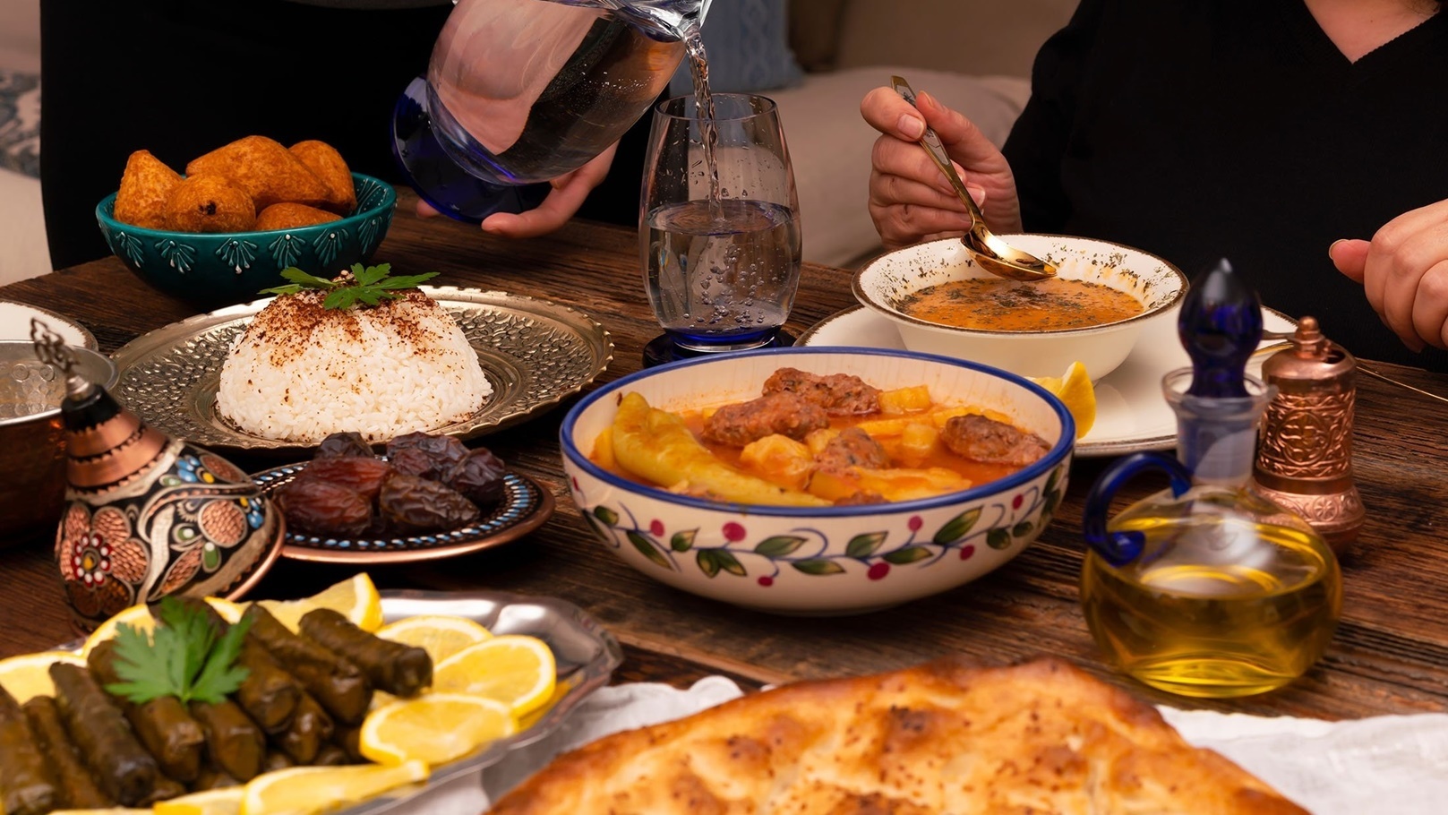 سفرة الطعام لا تخلو من المقبلات