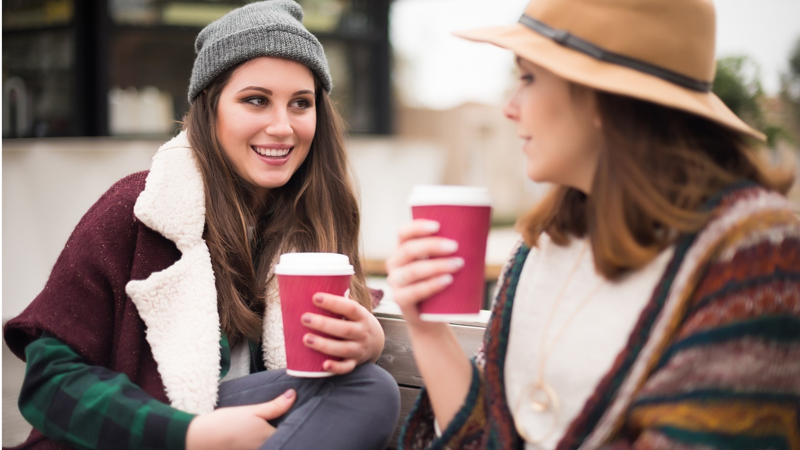 طريقة عمل الشاي المثلج بالفراولة والتوت