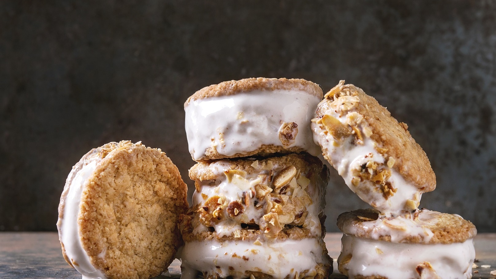 ساندوتش الآيس كريم