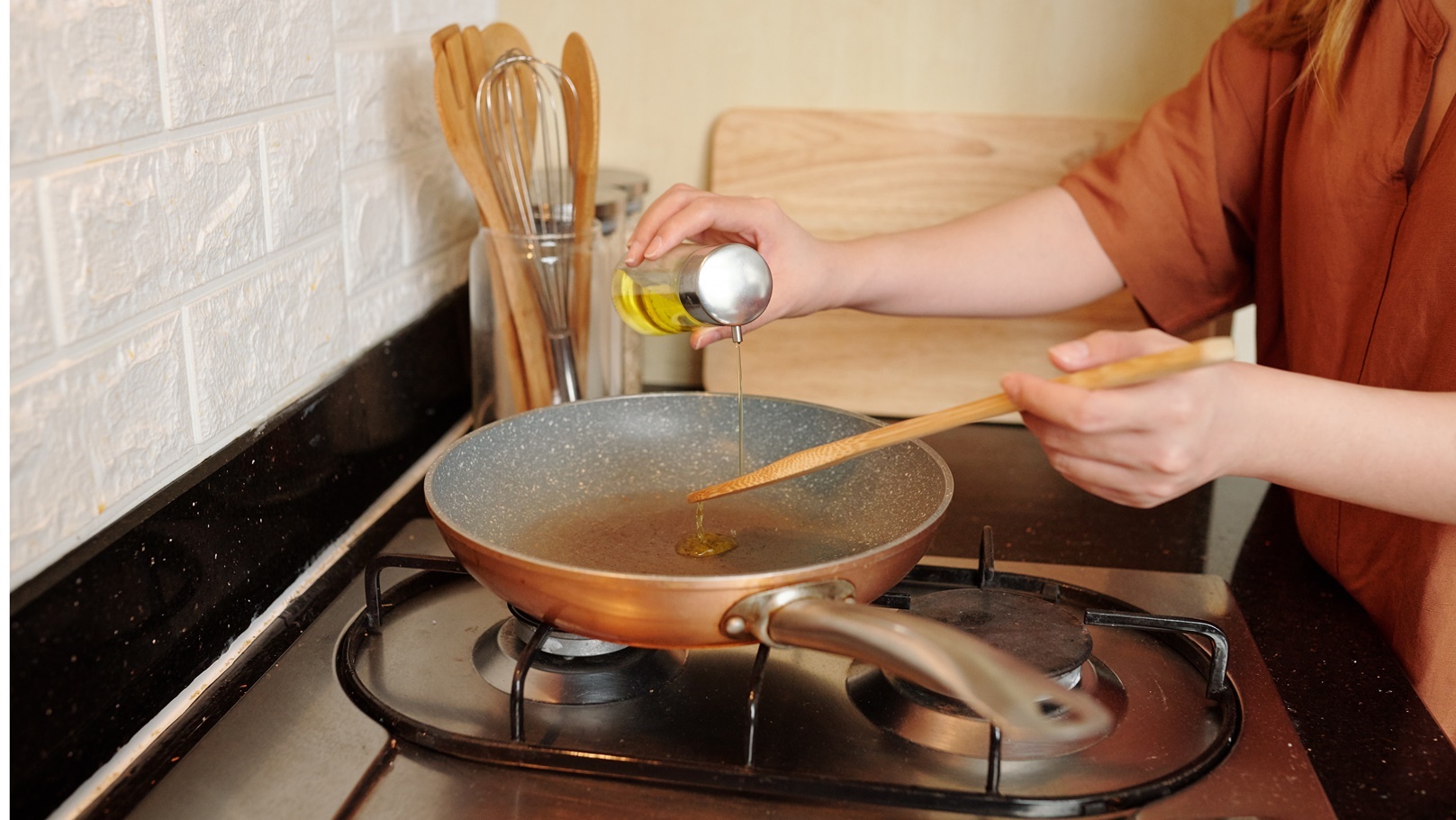 طريقة عمل أومليت البيض بالبطاطس