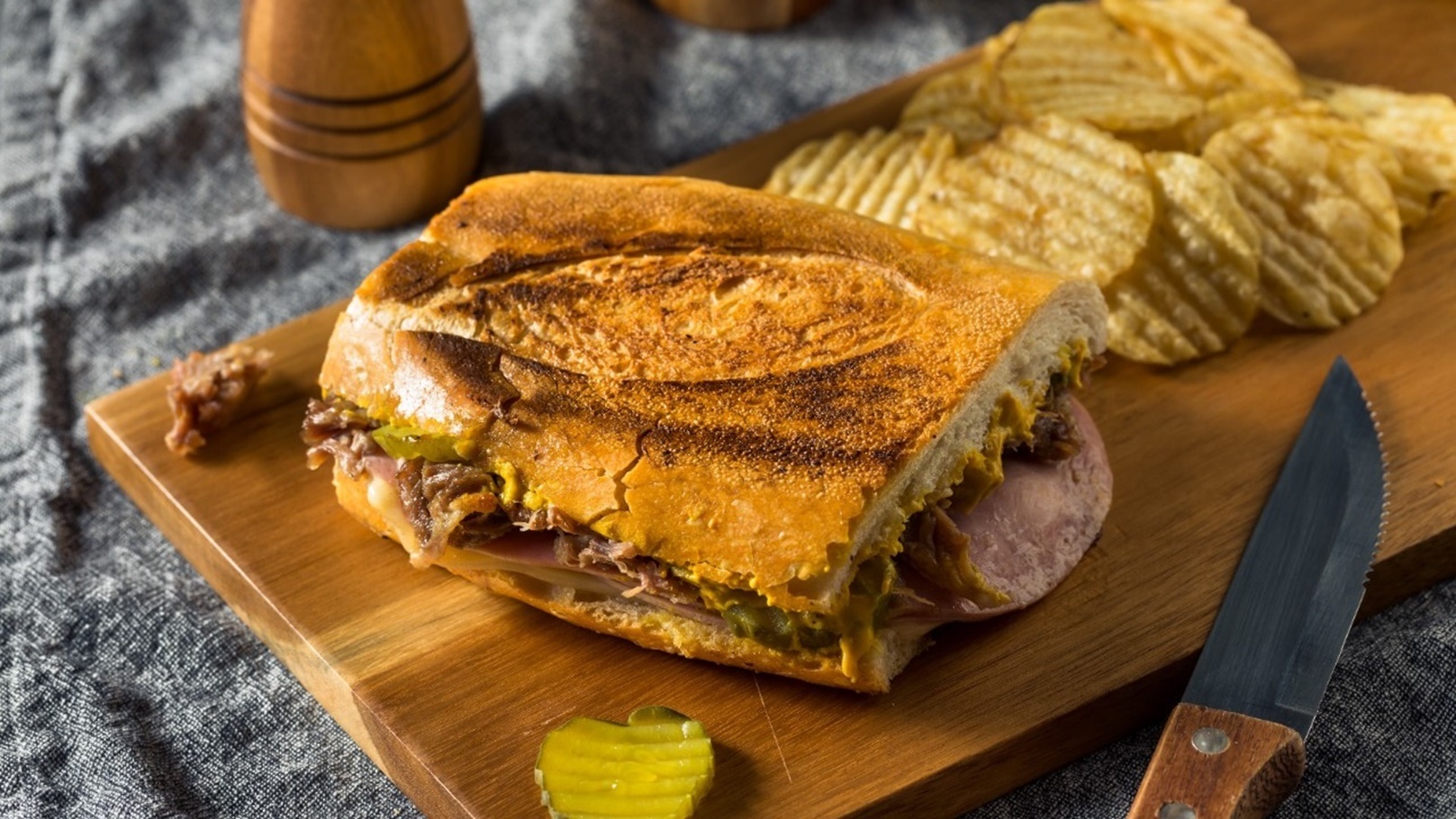 الساندويتش الكوبي