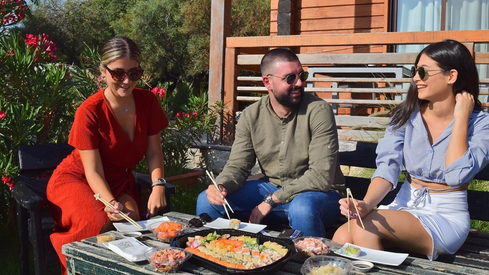 تناول السوشي في Mon Maki A Moi