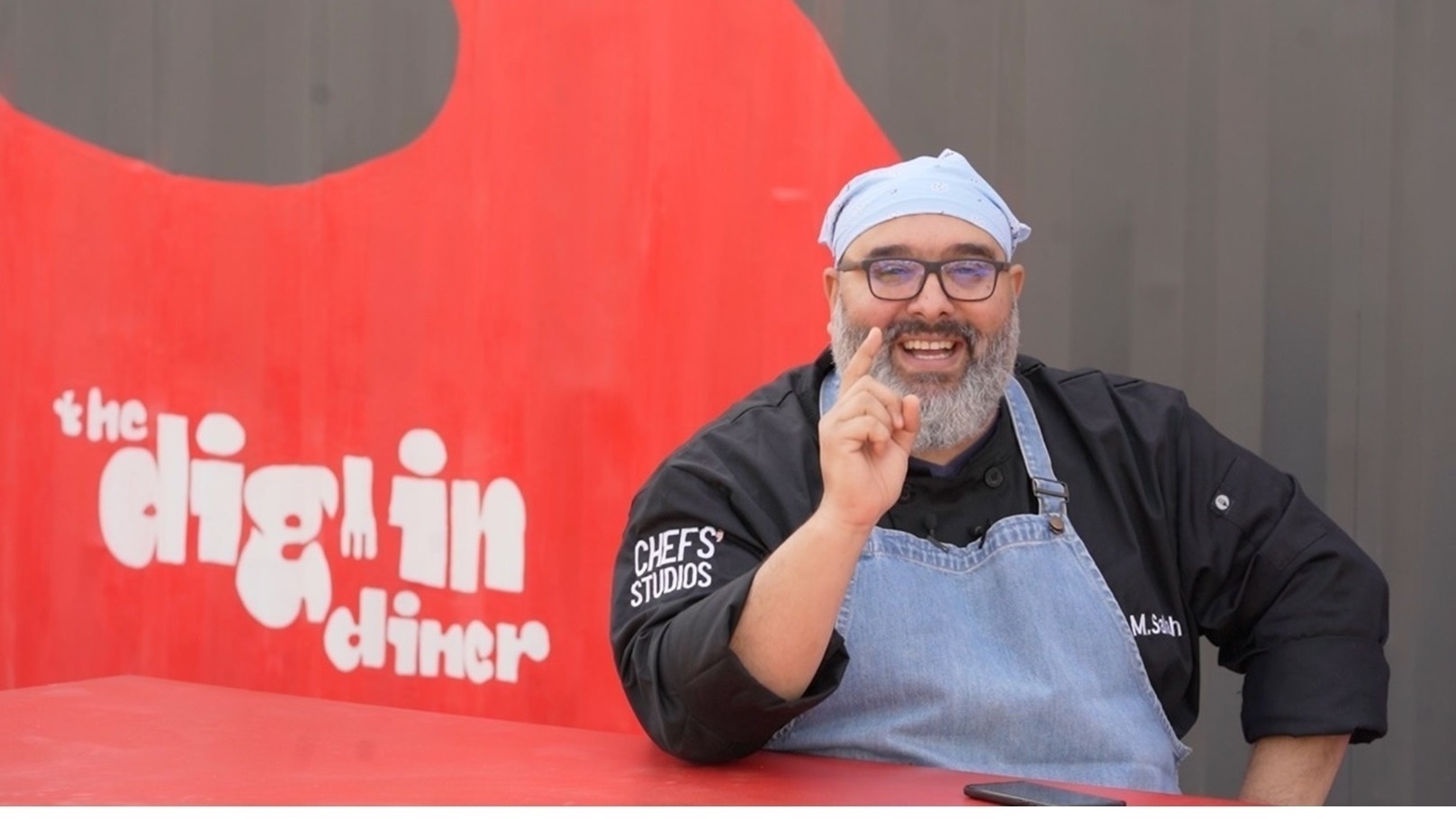 مو صلاح اللحمة