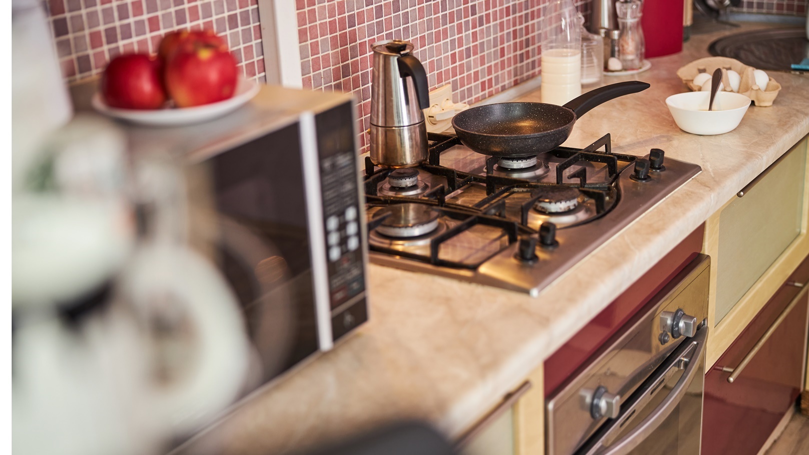 طريقة عمل سمبوسه الجبن والسوسيس