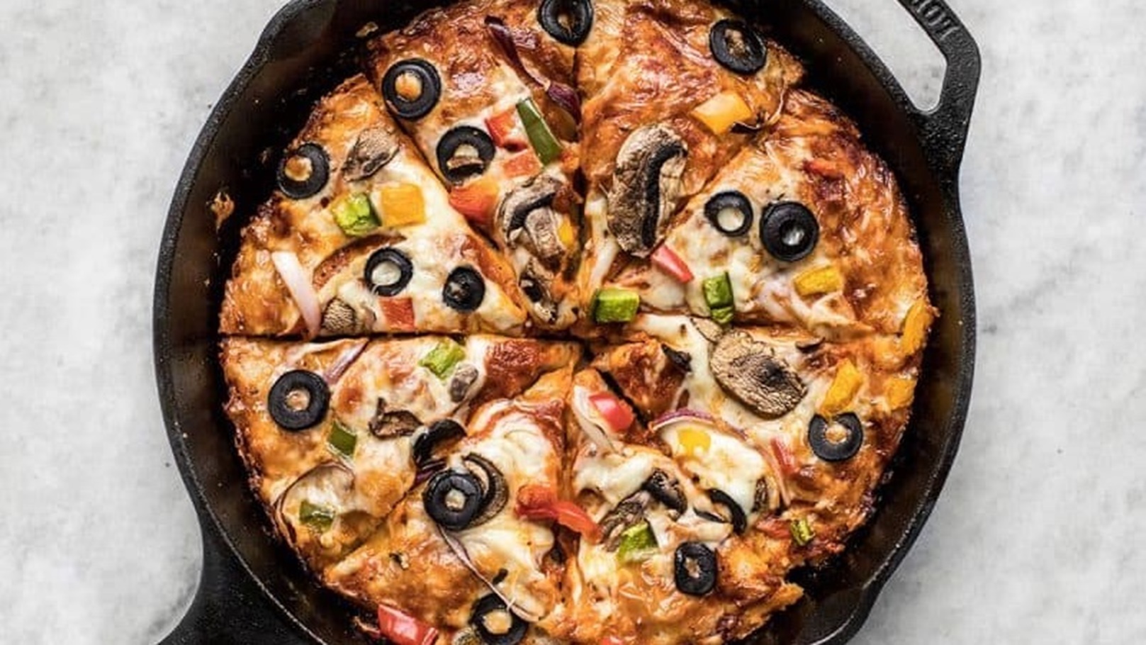 No-Knead-Pan-Pizza-above