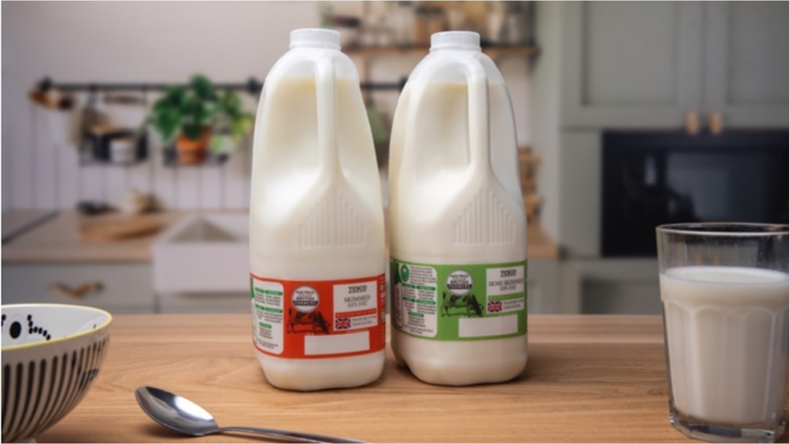 Tesco-milk--696x464