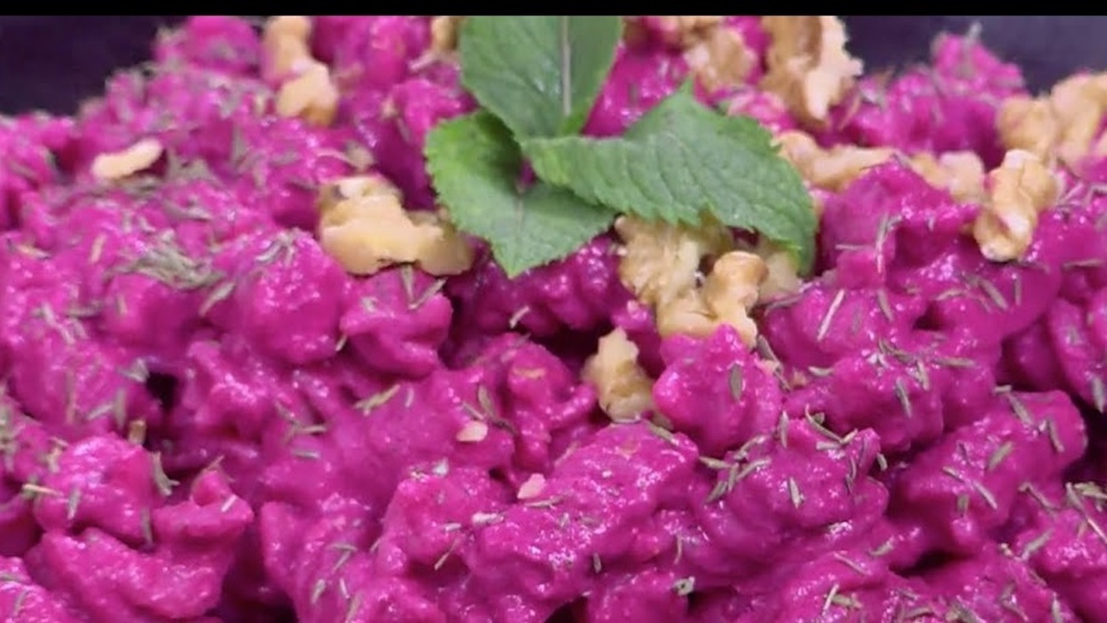 المكرونة البينك بالبنجر