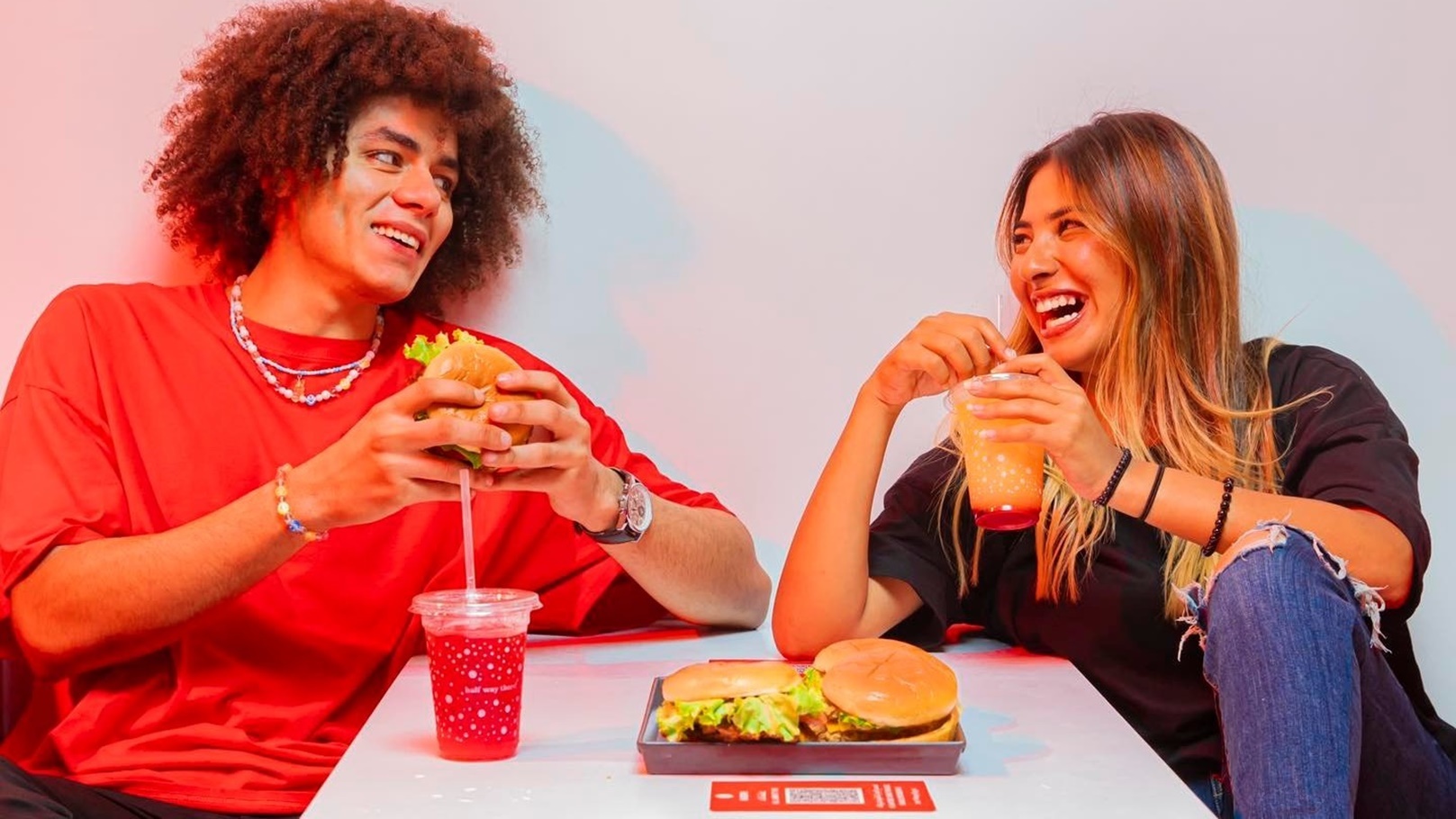 تناول الطعام في Wimpy