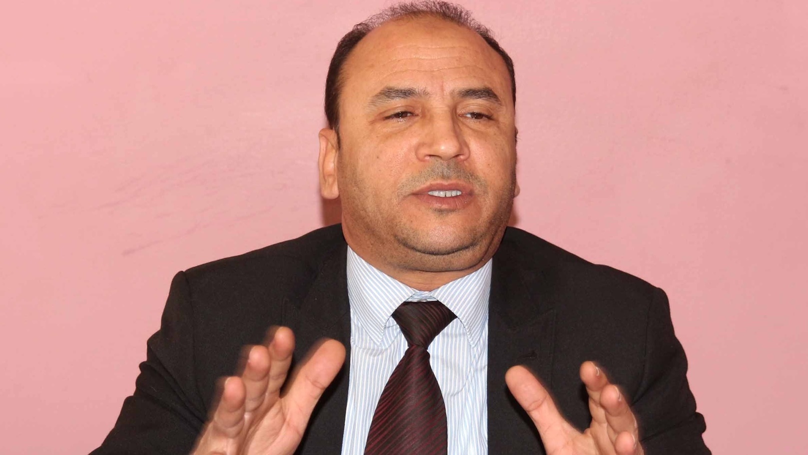 الدكتور ياسر عمارة