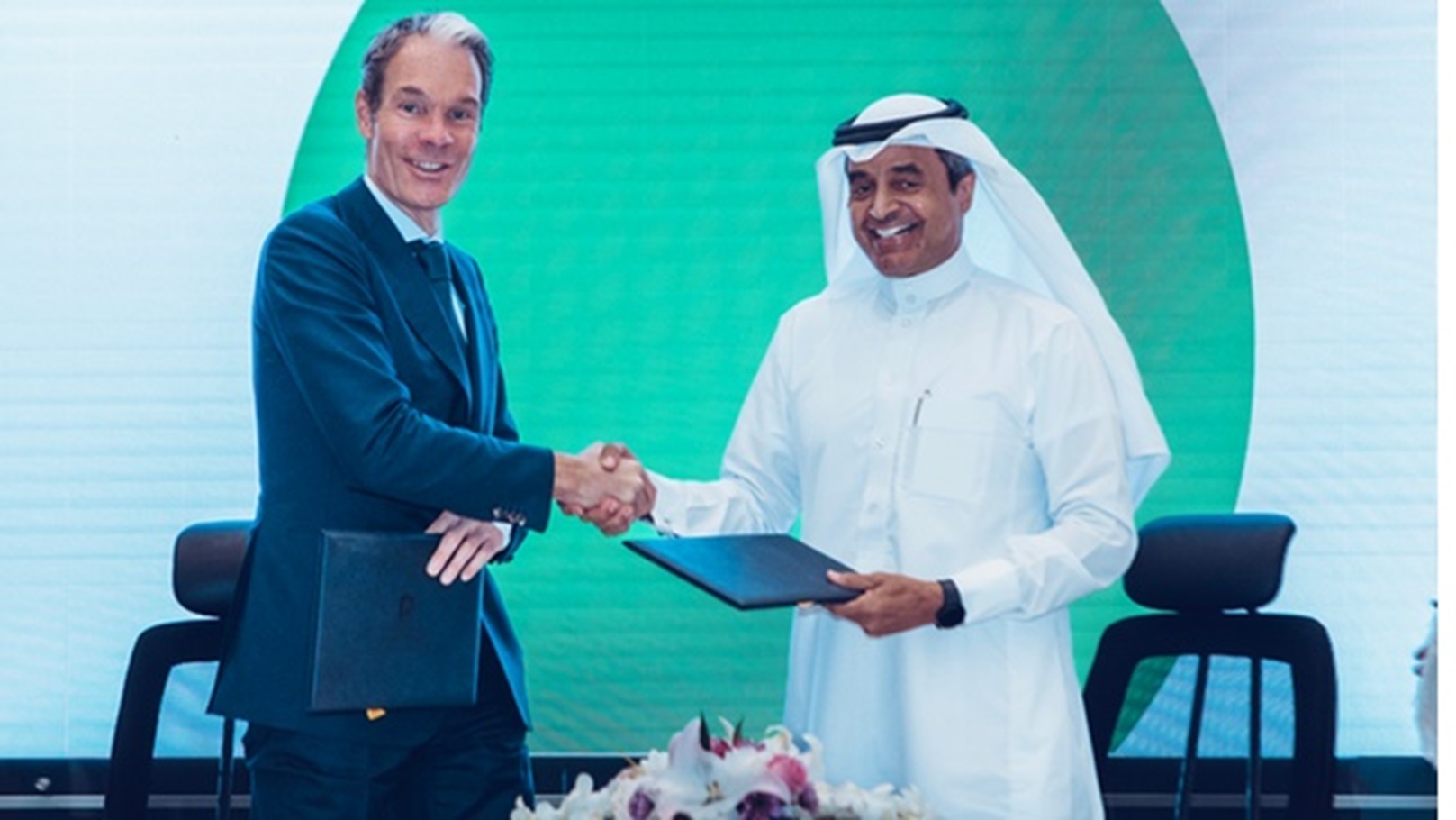 pepsicoxpsumousigningimage1-png