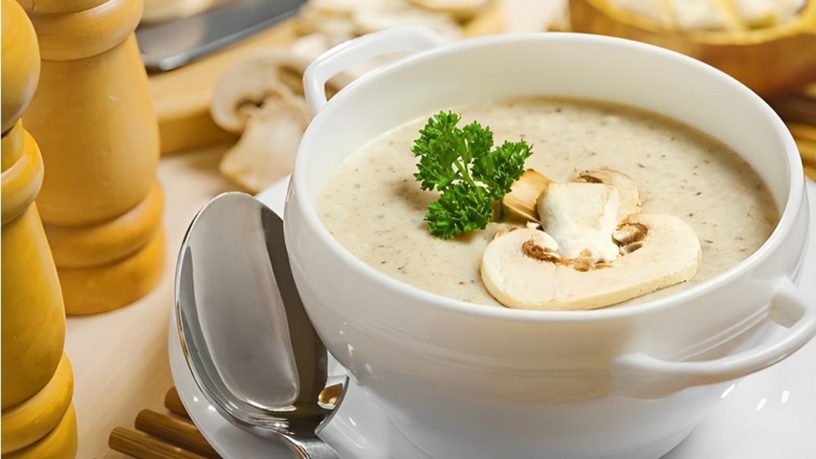 Portobello-Mushroom-Soup-760x506
